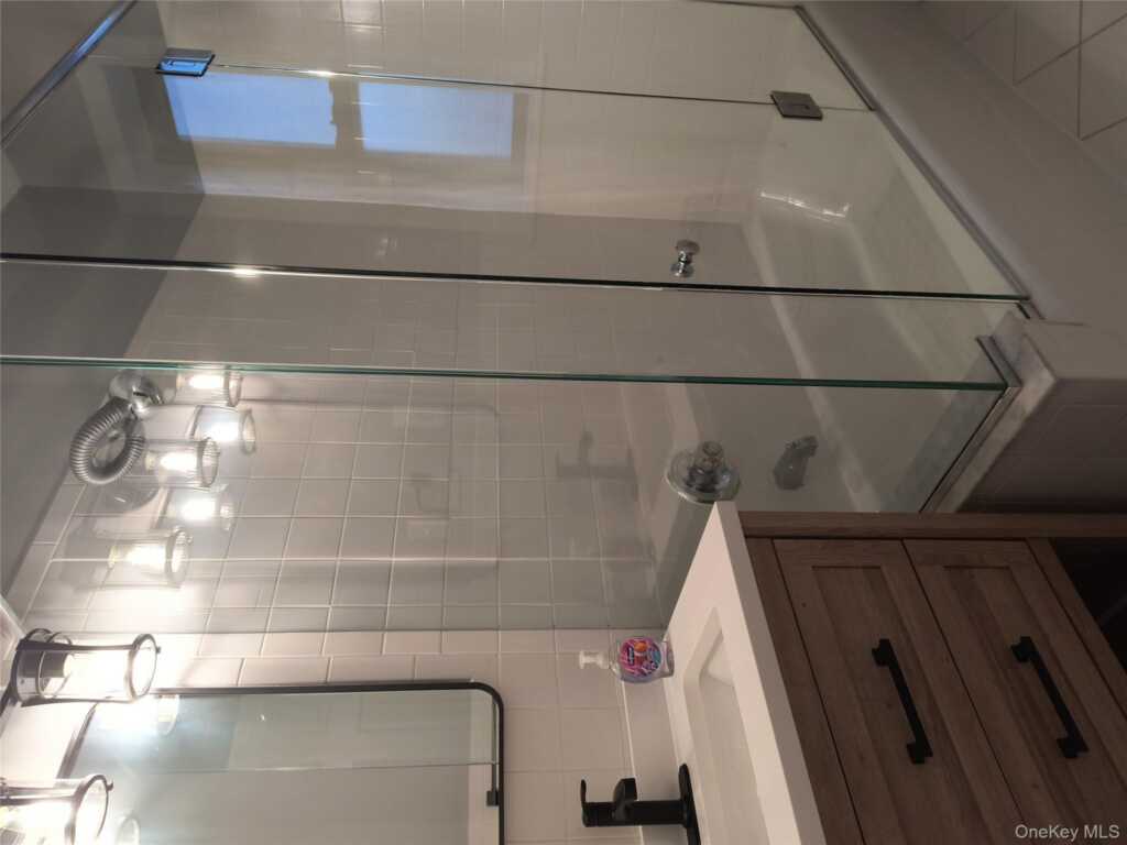 2 Greenridge Avenue, Unit #2E, White Plains, NY 10605 - Photo 25 of 30