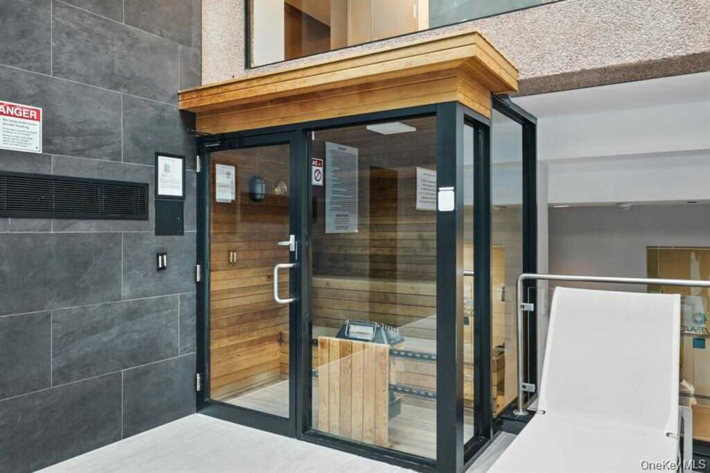 4 Martine Avenue, Unit #416, White Plains, NY 10606 - Photo 16 of 18