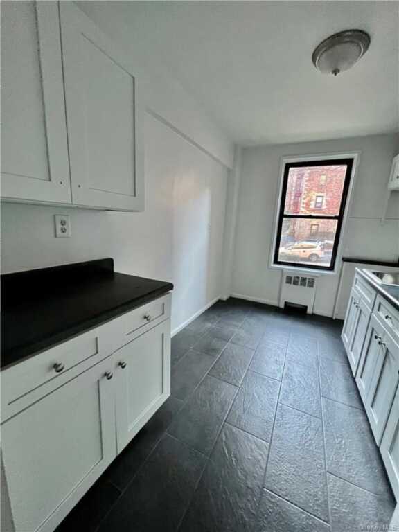 4 Windsor Terrace, Unit #1E, White Plains, NY 10601 - Photo 12 of 27