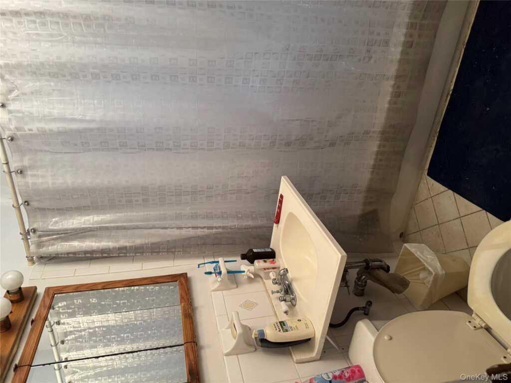 98 Clinton Avenue, New Rochelle, NY 10801 - Photo 12 of 13