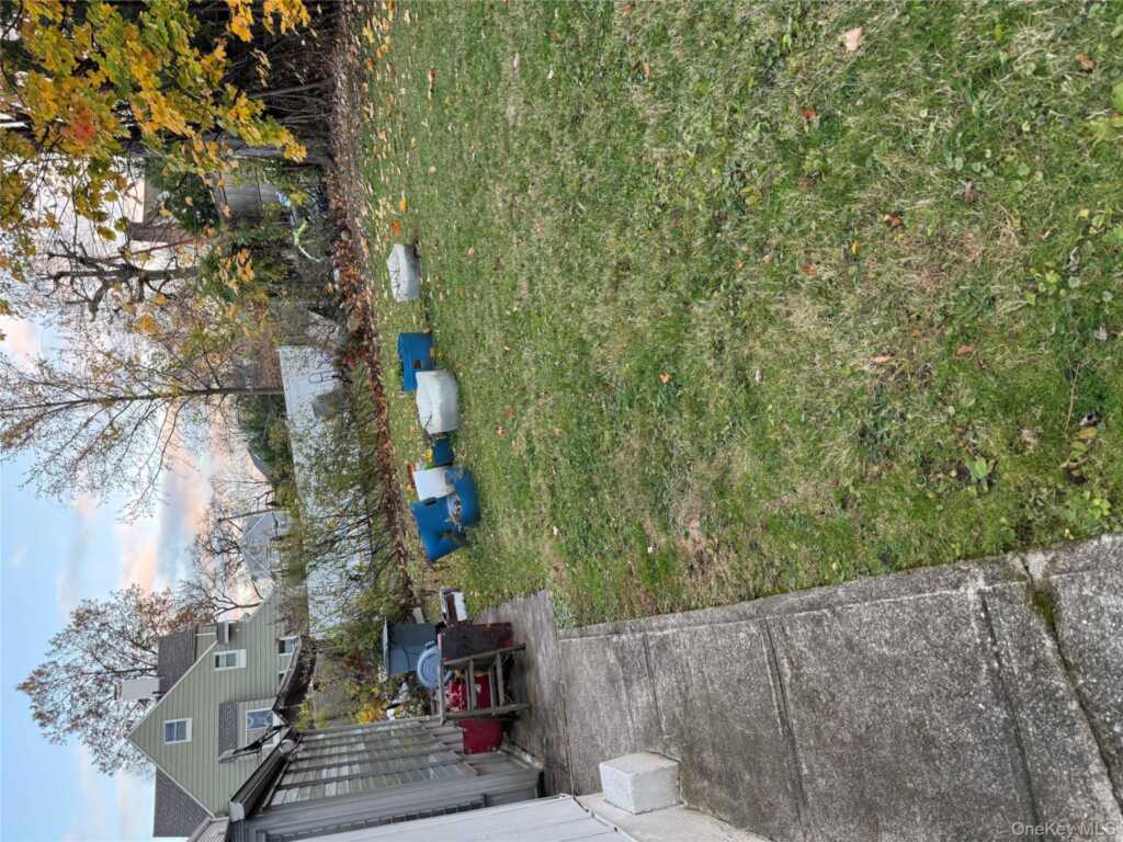 98 Clinton Avenue, New Rochelle, NY 10801 - Photo 3 of 13