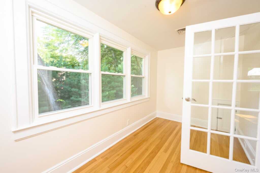 15 Ranger Place, New Rochelle, NY 10804 - Photo 24 of 44