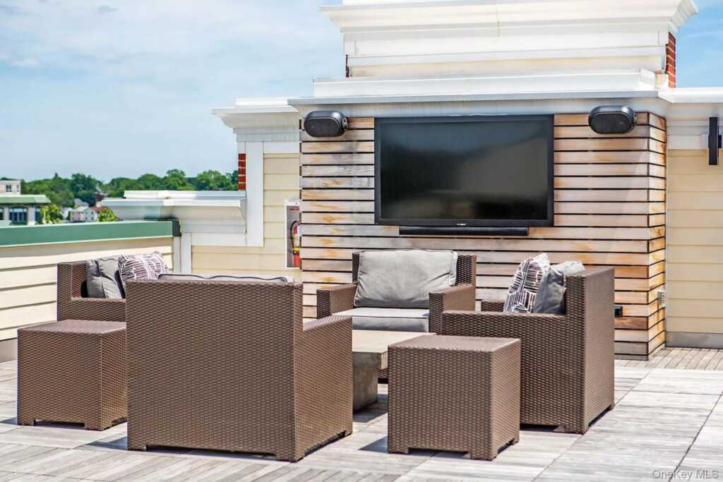 201 Willett Avenue, Unit #222, Rye, NY 10573 - Photo 16 of 29