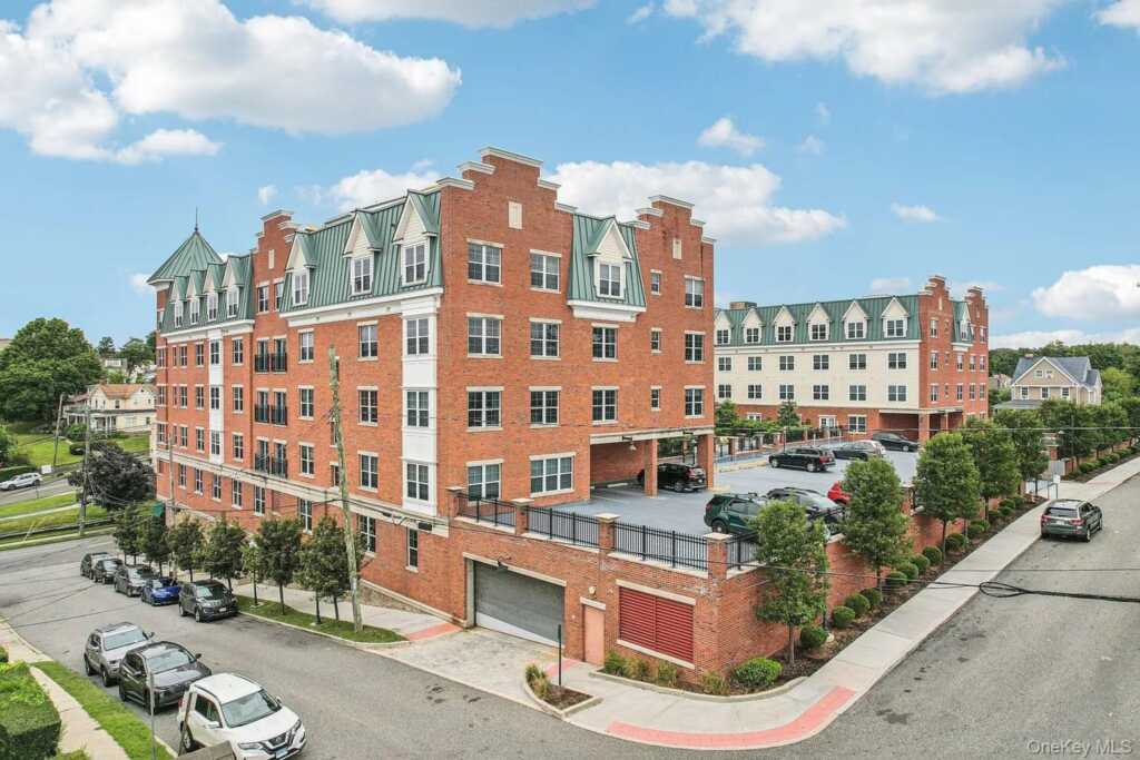 201 Willett Avenue, Unit #222, Rye, NY 10573 - Photo 3 of 29