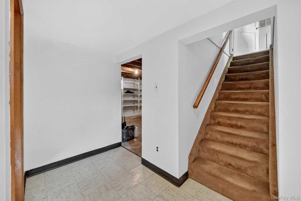 30 Lexow Avenue, Nanuet, NY 10954 - Photo 15 of 25