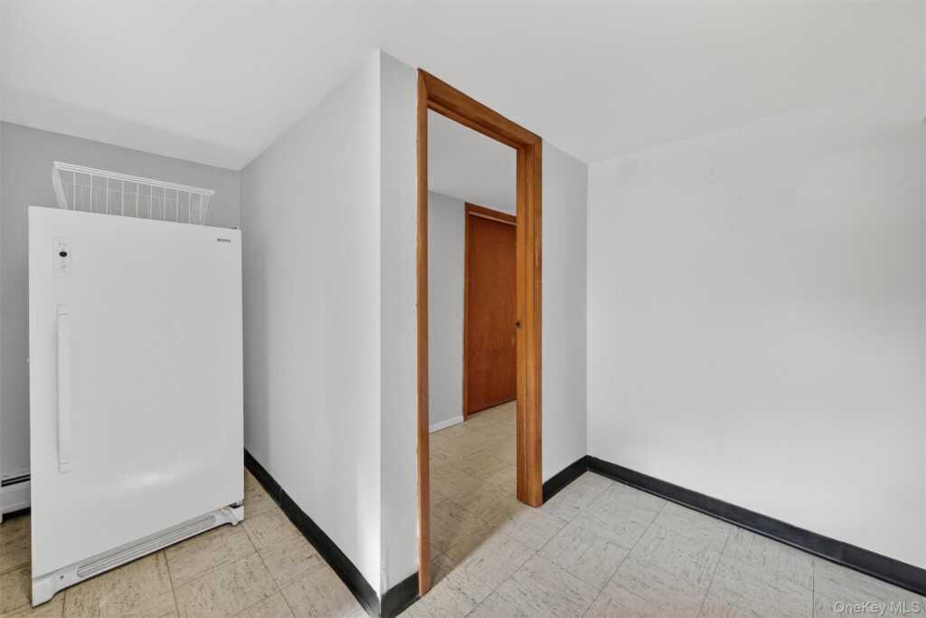 30 Lexow Avenue, Nanuet, NY 10954 - Photo 16 of 25