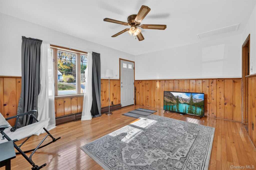 30 Lexow Avenue, Nanuet, NY 10954 - Photo 8 of 25