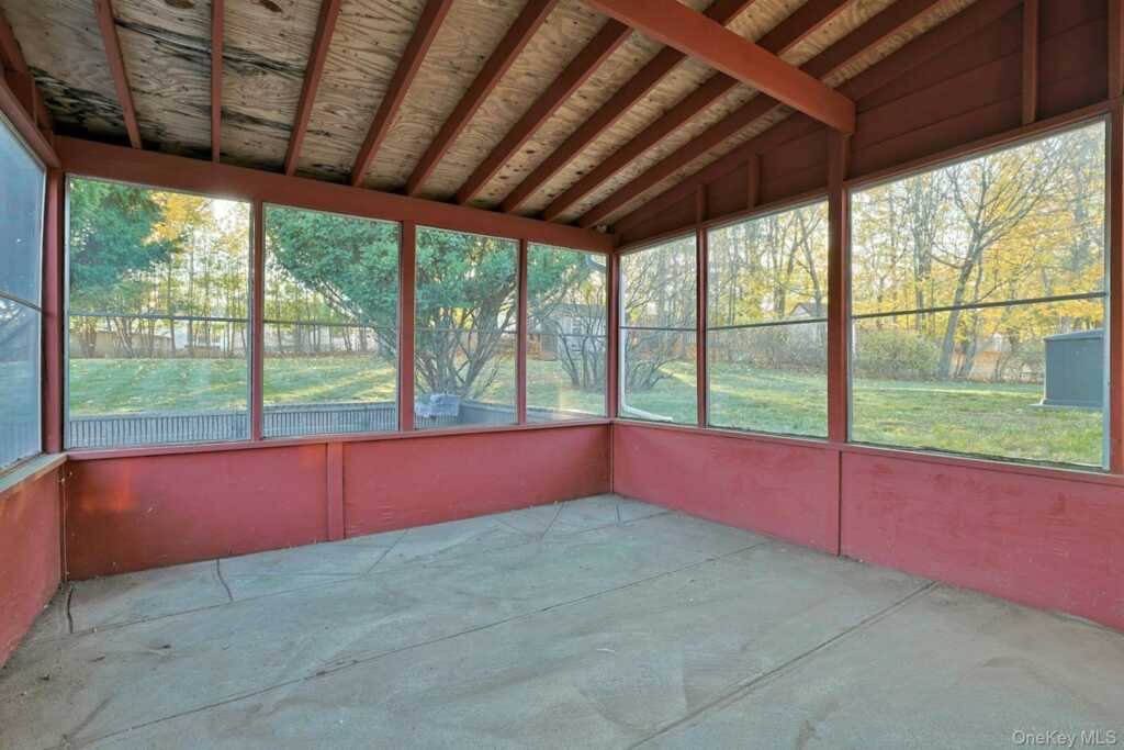 15 Kenwood Lane, New City, NY 10956 - Photo 23 of 28