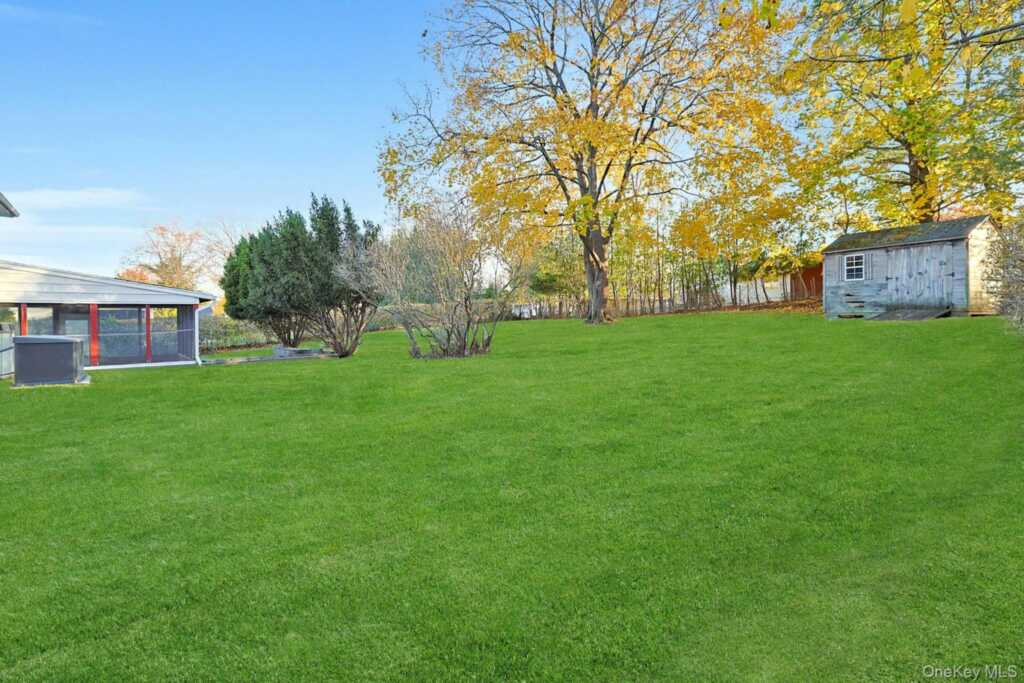 15 Kenwood Lane, New City, NY 10956 - Photo 25 of 28