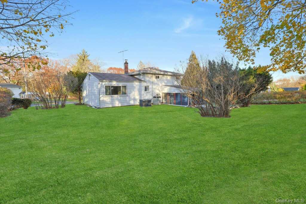 15 Kenwood Lane, New City, NY 10956 - Photo 3 of 28