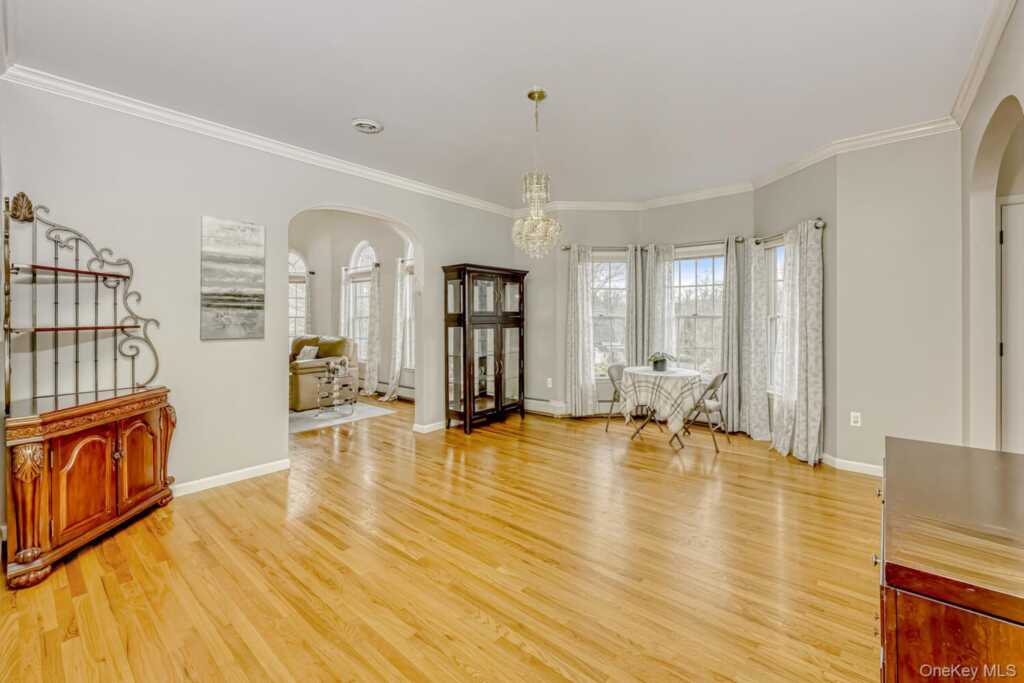 22 Golden Road, Suffern, NY 10901 - Photo 13 of 41