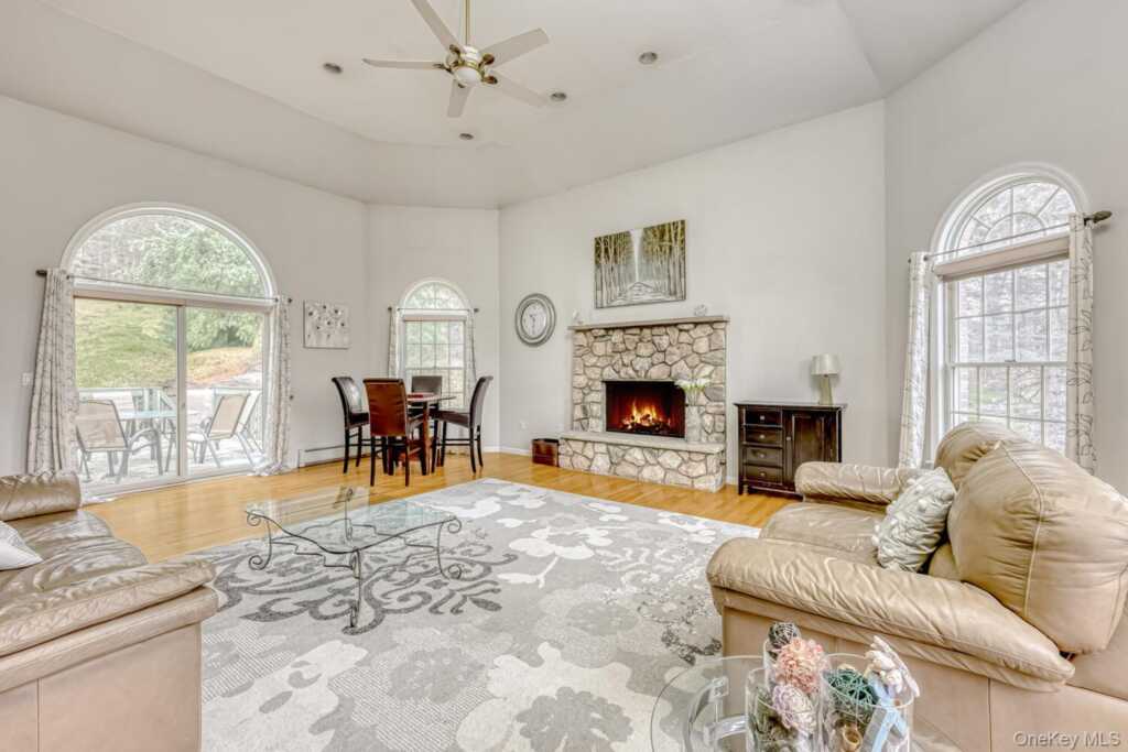 22 Golden Road, Suffern, NY 10901 - Photo 15 of 41