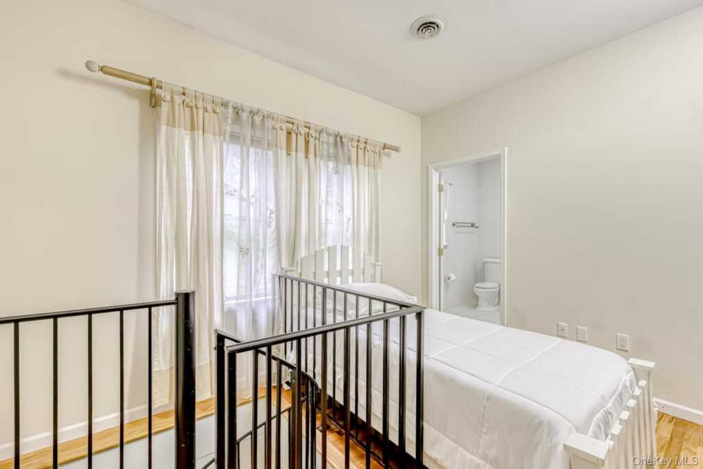 22 Golden Road, Suffern, NY 10901 - Photo 21 of 41