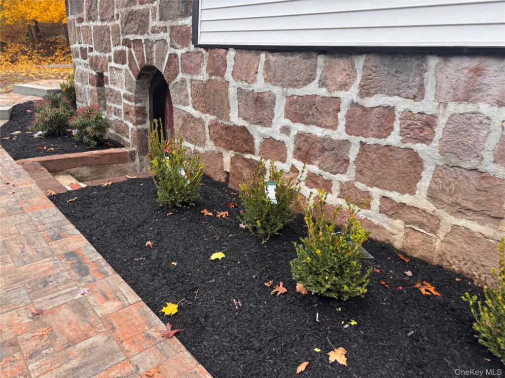 263 Mountain Road, Unit #New City, NY 10956, New City, NY 10956 - Photo 2 of 5