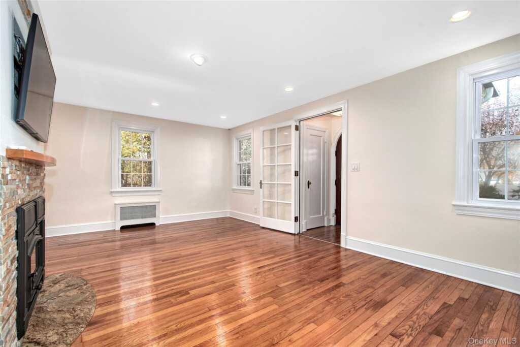 17 Haven Avenue, Rye, NY 10580 - Photo 12 of 34