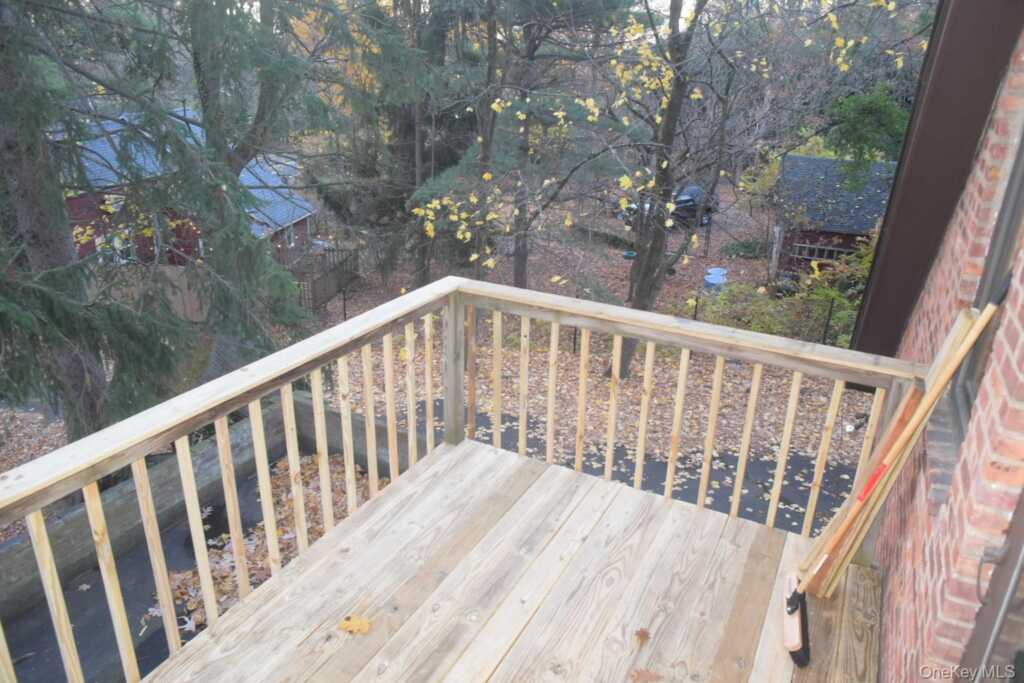 201 Old Mountain Road, Nyack, NY 10960 - Photo 7 of 10