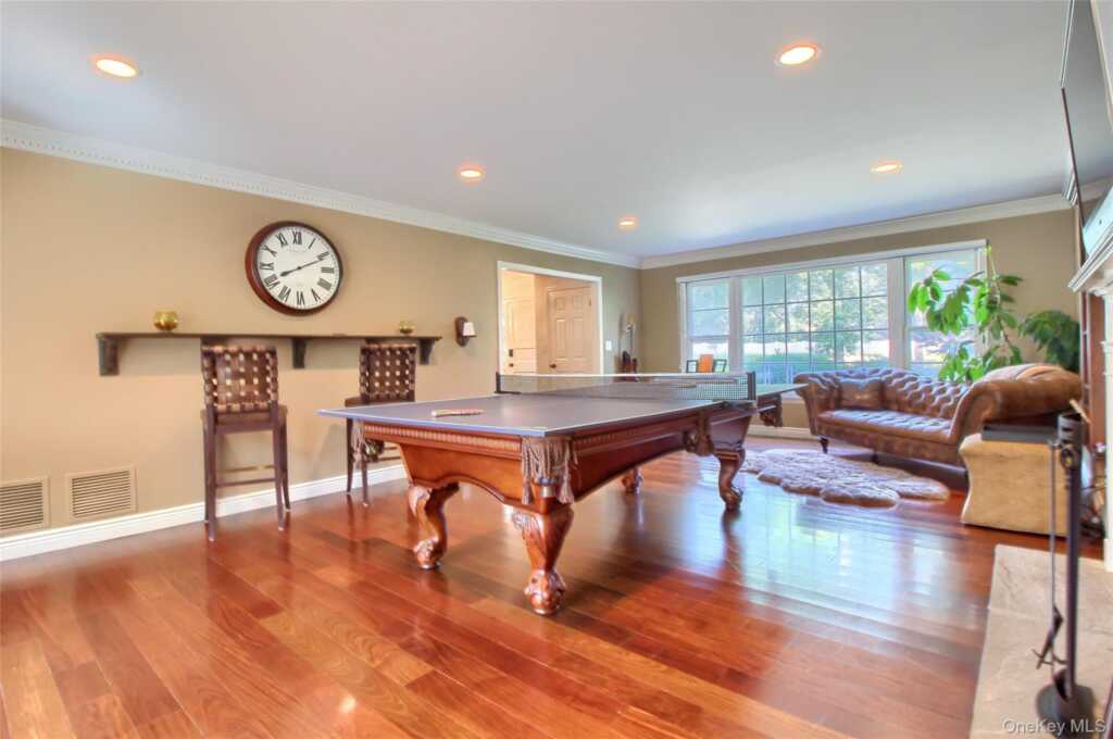 415 Grace Church Street, Rye, NY 10580 - Photo 10 of 50