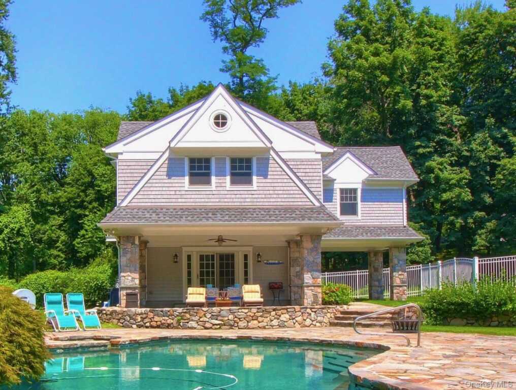 415 Grace Church Street, Rye, NY 10580 - Photo 34 of 50