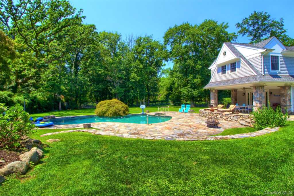 415 Grace Church Street, Rye, NY 10580 - Photo 37 of 50