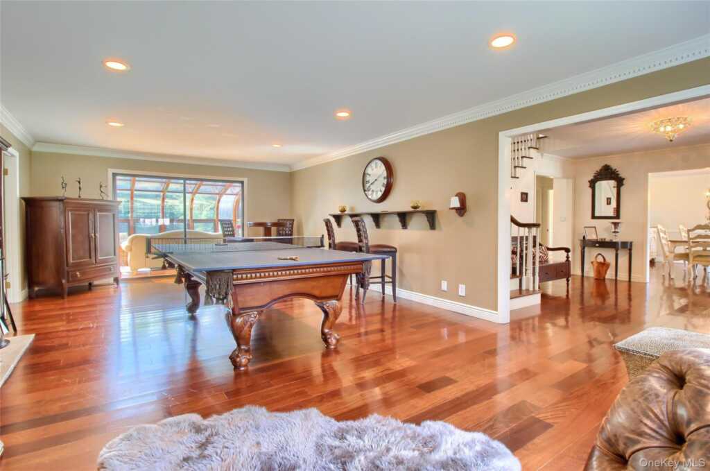 415 Grace Church Street, Rye, NY 10580 - Photo 9 of 50