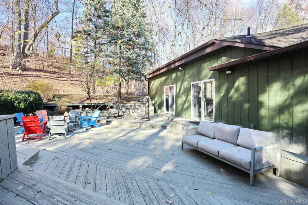 6 Scenic Vista Drive, New City, NY 10956 - Photo 32 of 37