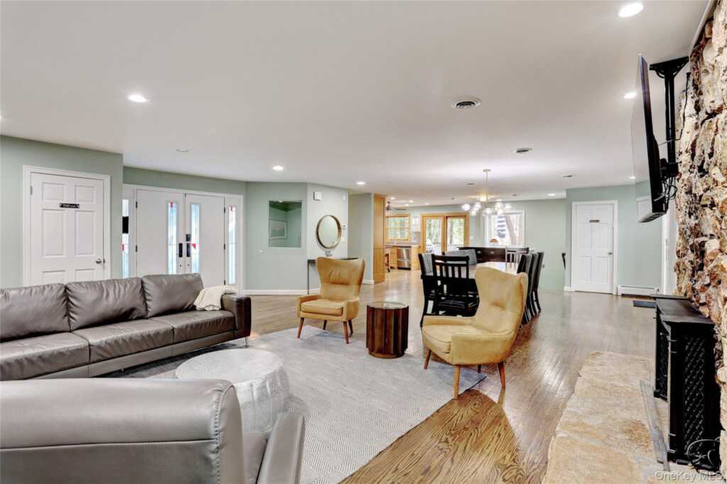 6 Scenic Vista Drive, New City, NY 10956 - Photo 6 of 37