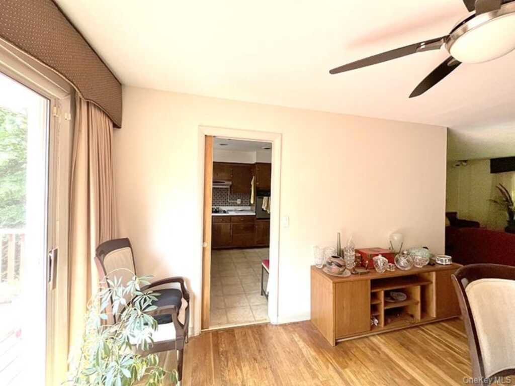 457 Quaker Ridge Road, New Rochelle, NY 10804 - Photo 8 of 21