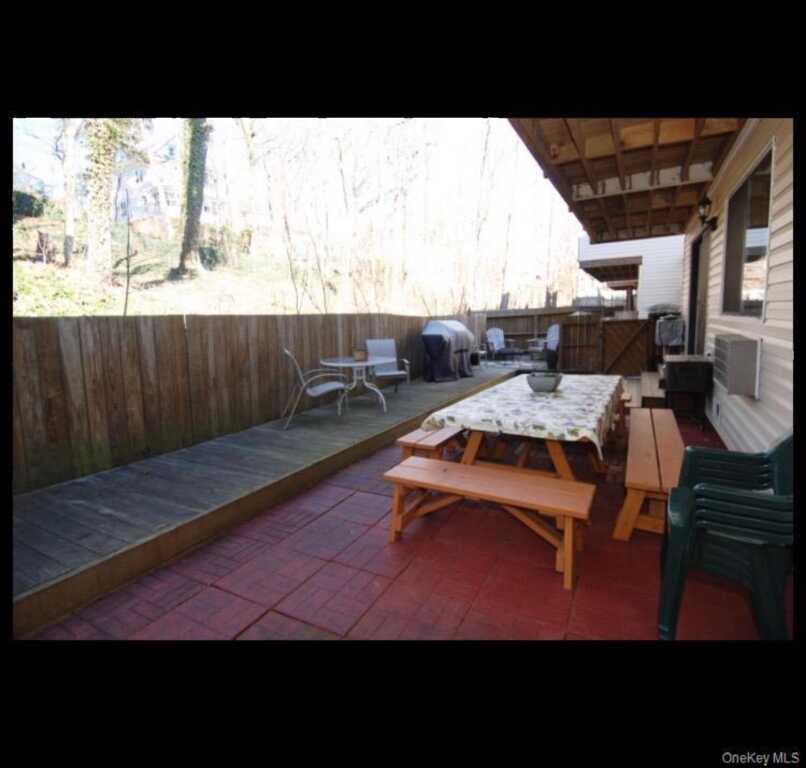 21 Hillside Terrace, Unit #C, White Plains, NY 10601 - Photo 4 of 18