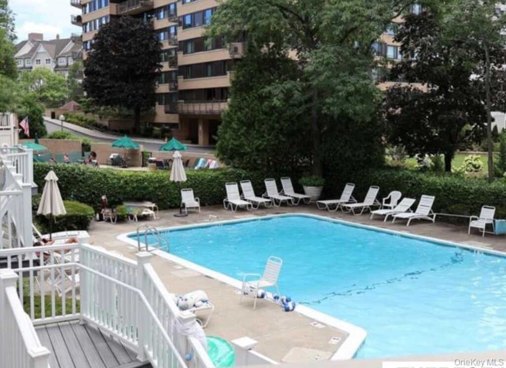 21 Hillside Terrace, Unit #C, White Plains, NY 10601 - Photo 6 of 18