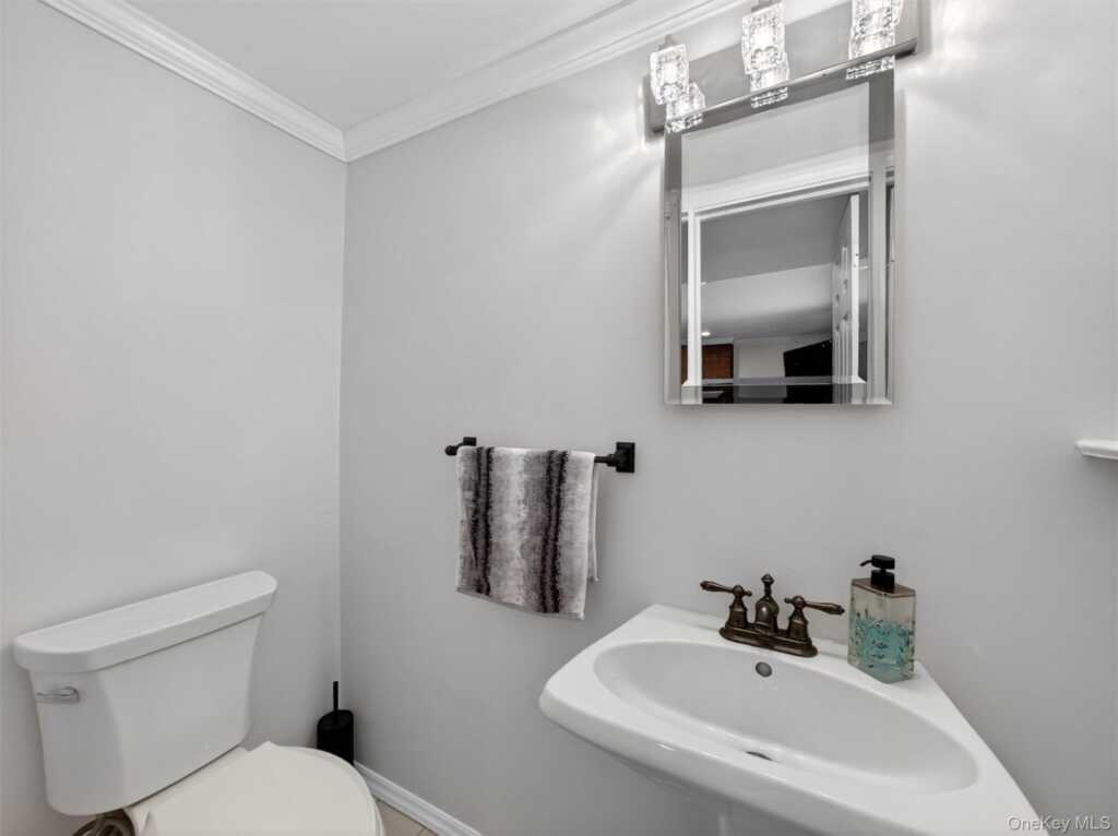 68 Eberling Drive, New City, NY 10956 - Photo 23 of 37