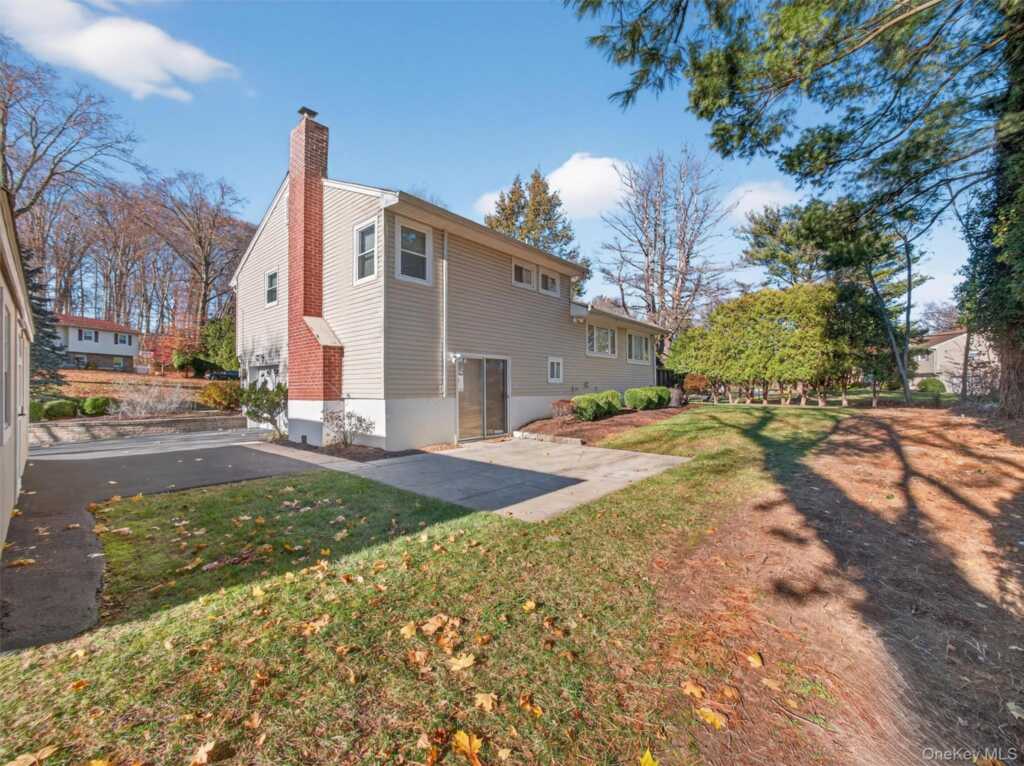 68 Eberling Drive, New City, NY 10956 - Photo 33 of 37