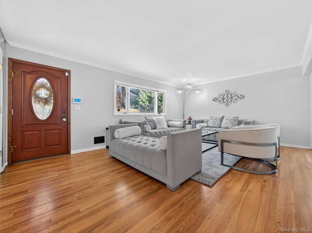 68 Eberling Drive, New City, NY 10956 - Photo 7 of 37