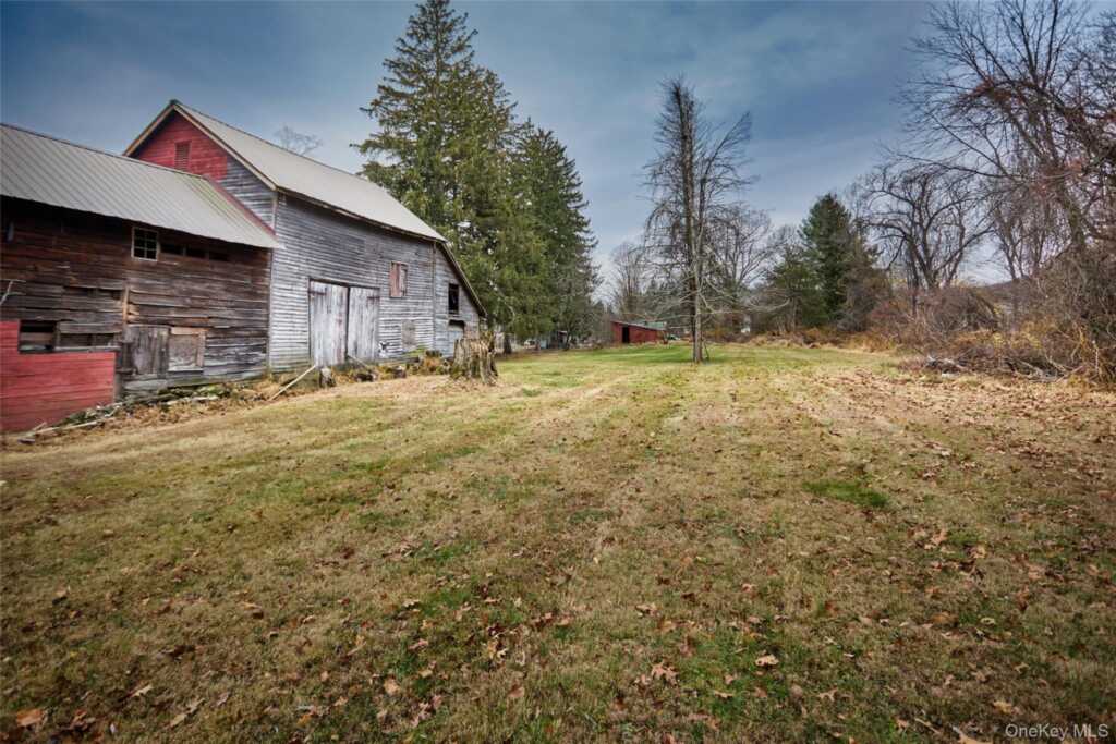 500 Haverstraw Road, Suffern, NY 10901 - Photo 31 of 37