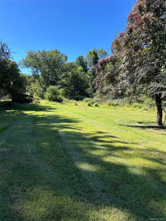 500 Haverstraw Road, Suffern, NY 10901 - Photo 4 of 37