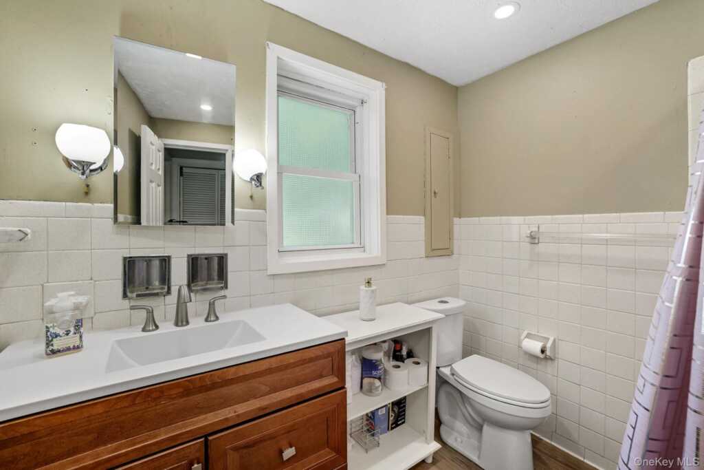 110 Topland Road, White Plains, NY 10605 - Photo 23 of 37