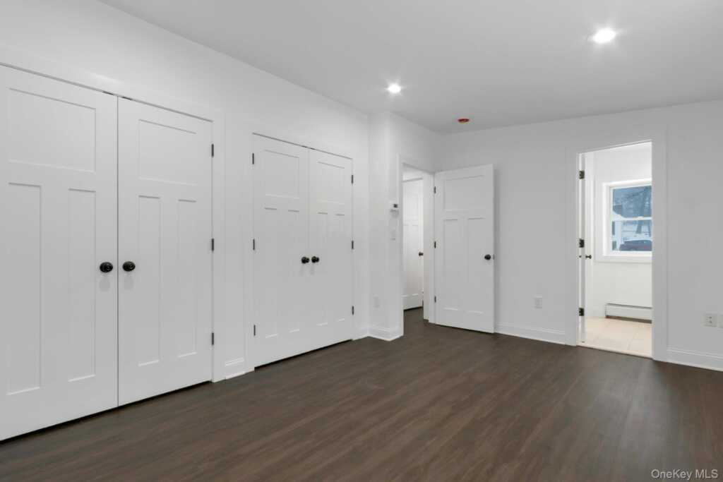 570 Kings Highway, Valley Cottage, NY 10989 - Photo 14 of 33