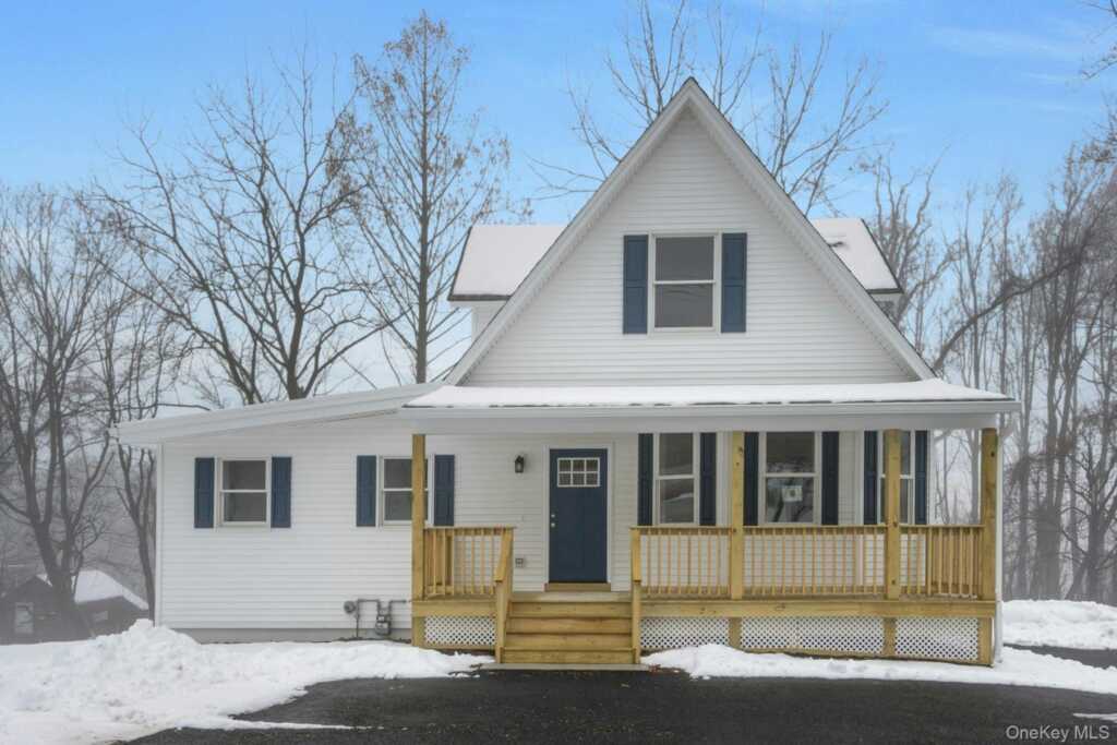 570 Kings Highway, Valley Cottage, NY 10989 - Photo 2 of 33