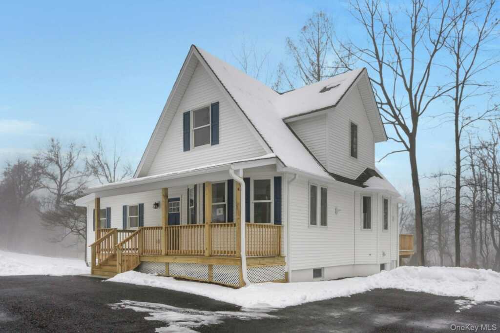 570 Kings Highway, Valley Cottage, NY 10989 - Photo 3 of 33