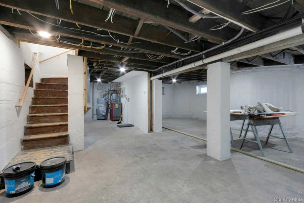 570 Kings Highway, Valley Cottage, NY 10989 - Photo 30 of 33