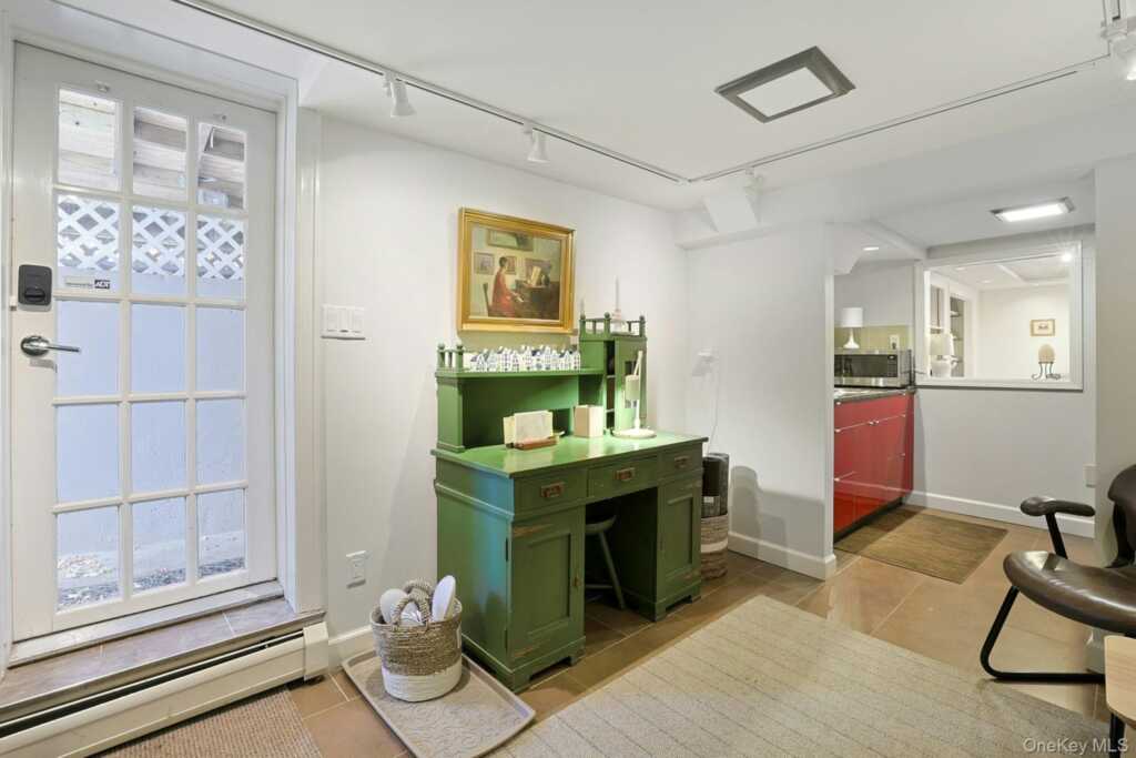 9 Prall Place, Nyack, NY 10960 - Photo 25 of 33