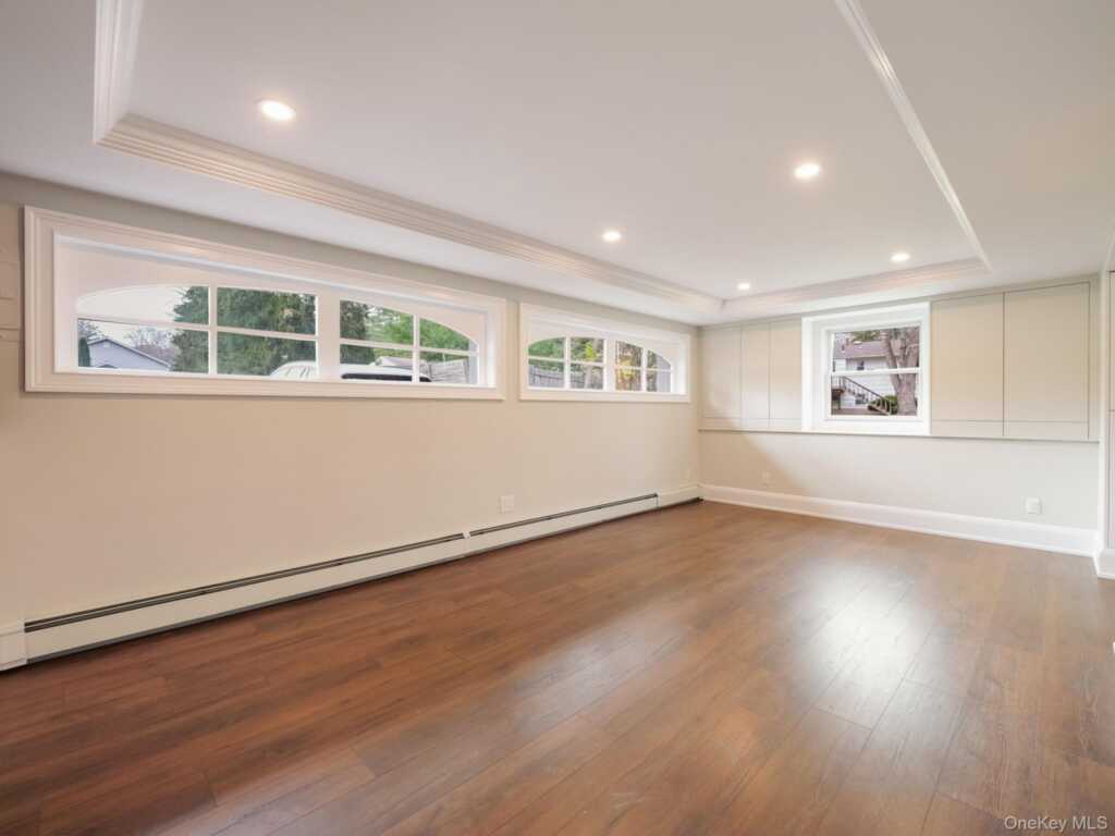 168 Lincoln Street, Pearl River, NY 10965 - Photo 33 of 35