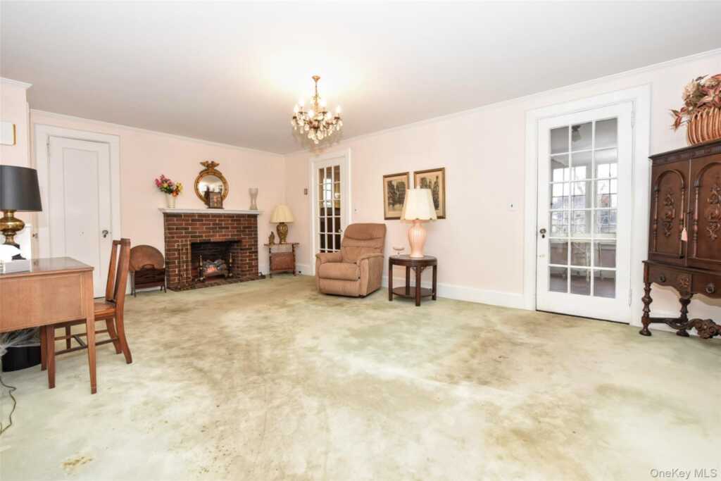 85 Battle Avenue, White Plains, NY 10606 - Photo 10 of 29