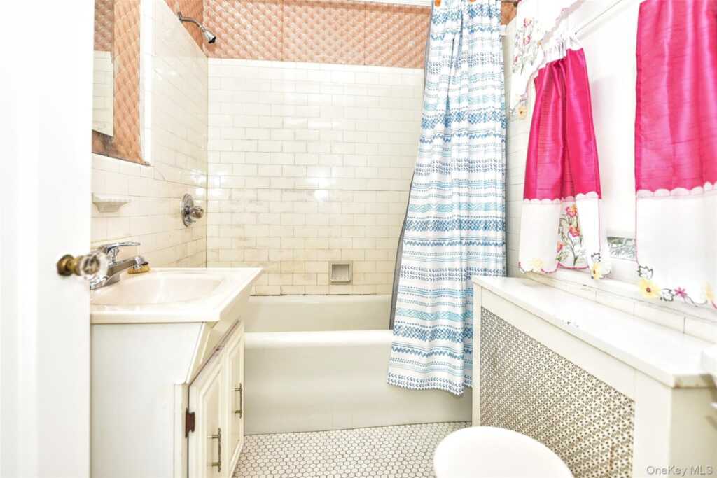 85 Battle Avenue, White Plains, NY 10606 - Photo 21 of 29