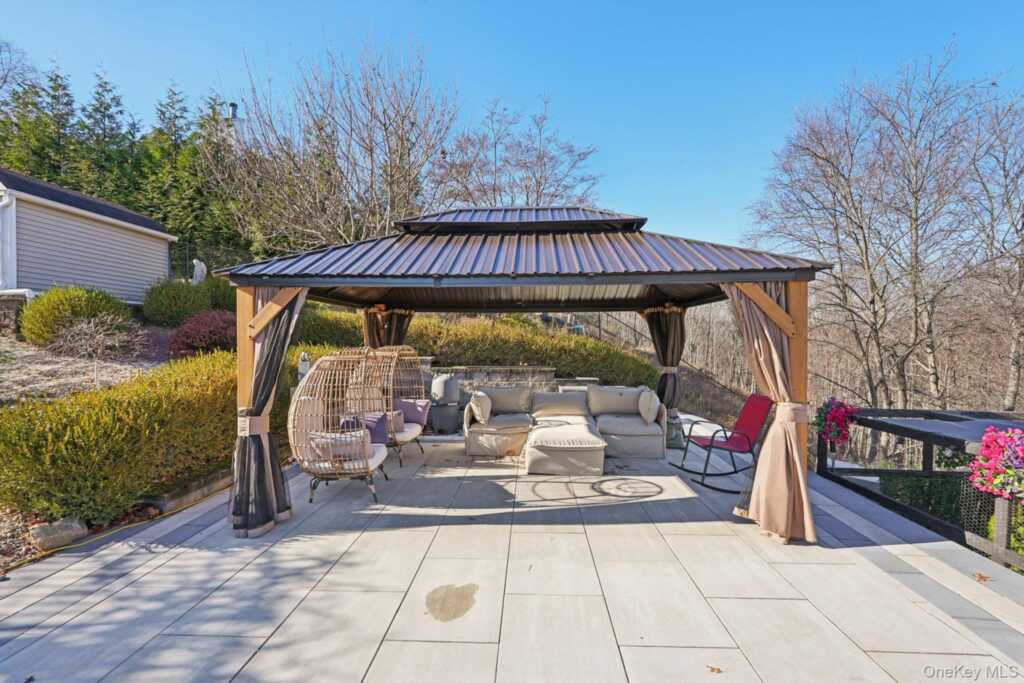 15 Dickens Street, Stony Point, NY 10980 - Photo 35 of 40