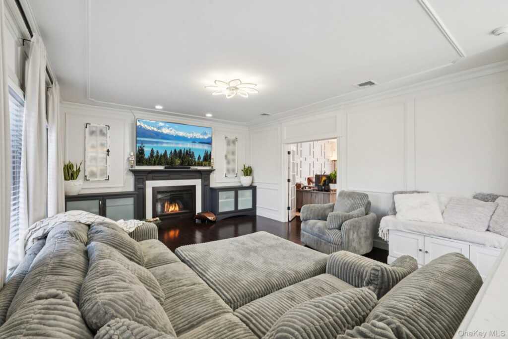 15 Dickens Street, Stony Point, NY 10980 - Photo 6 of 40