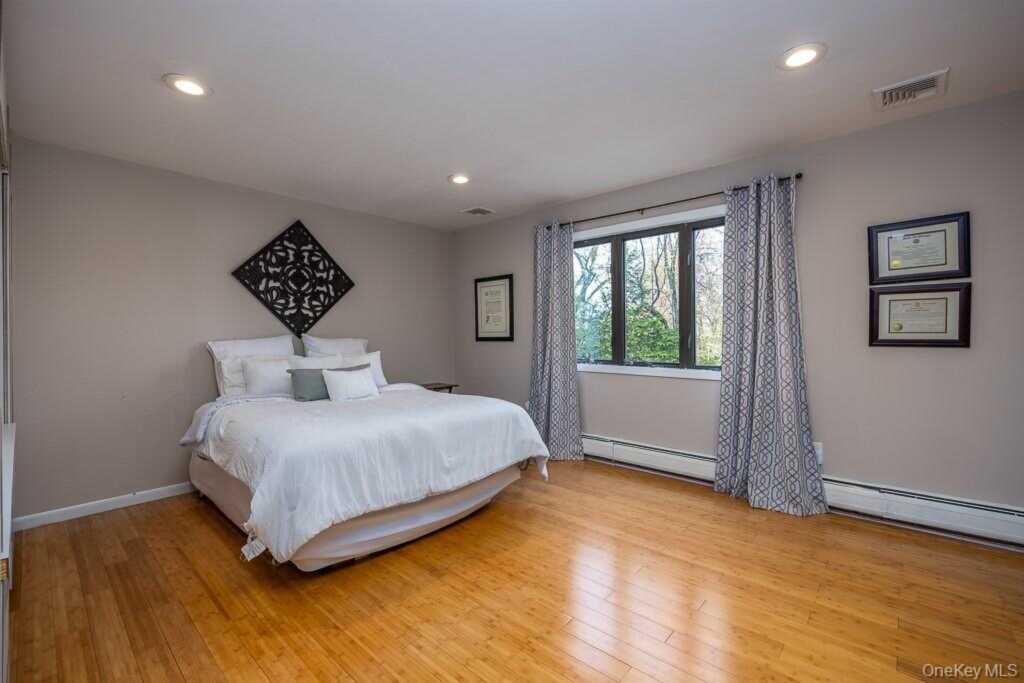 16 Lady Godiva Way, New City, NY 10956 - Photo 22 of 31