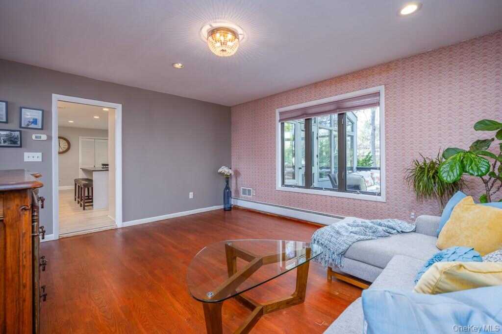 16 Lady Godiva Way, New City, NY 10956 - Photo 8 of 31