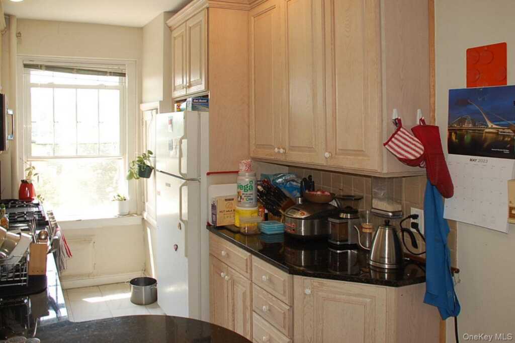 83 Broadway, Unit #3E, White Plains, NY 10603 - Photo 7 of 22