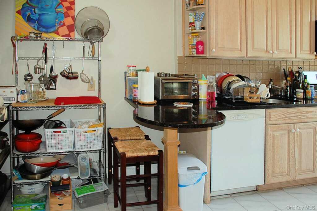 83 Broadway, Unit #3E, White Plains, NY 10603 - Photo 8 of 22