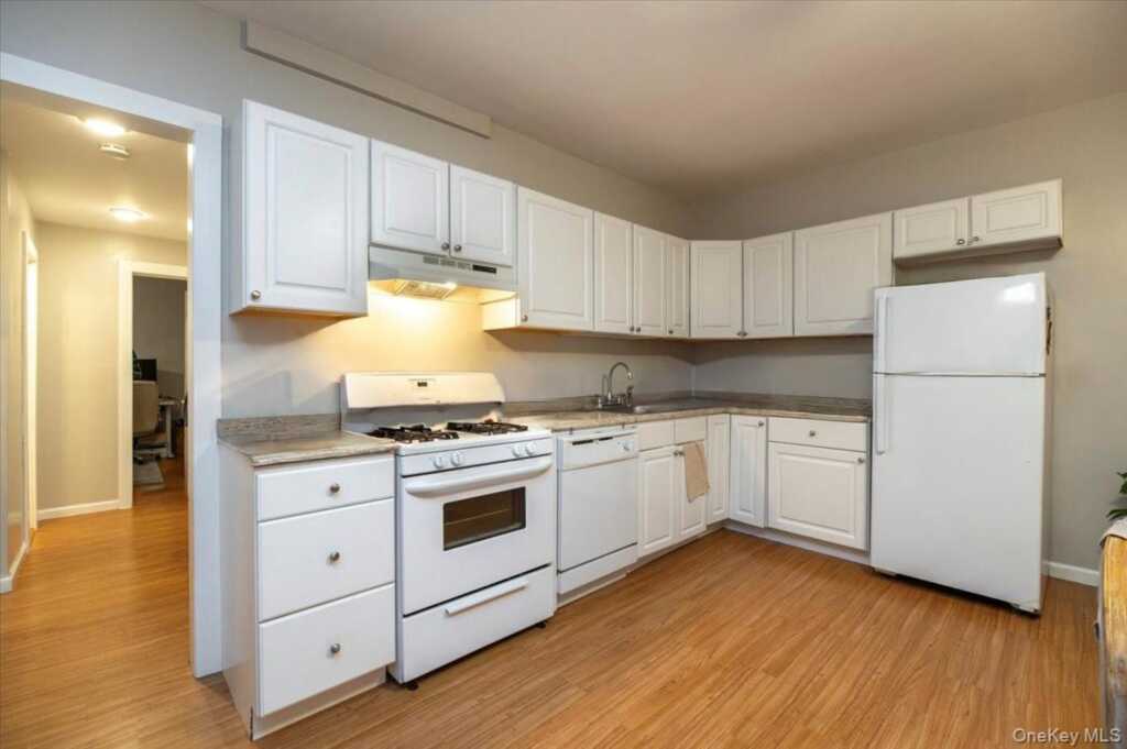 162 Broadway, Nyack, NY 10960 - Photo 37 of 49